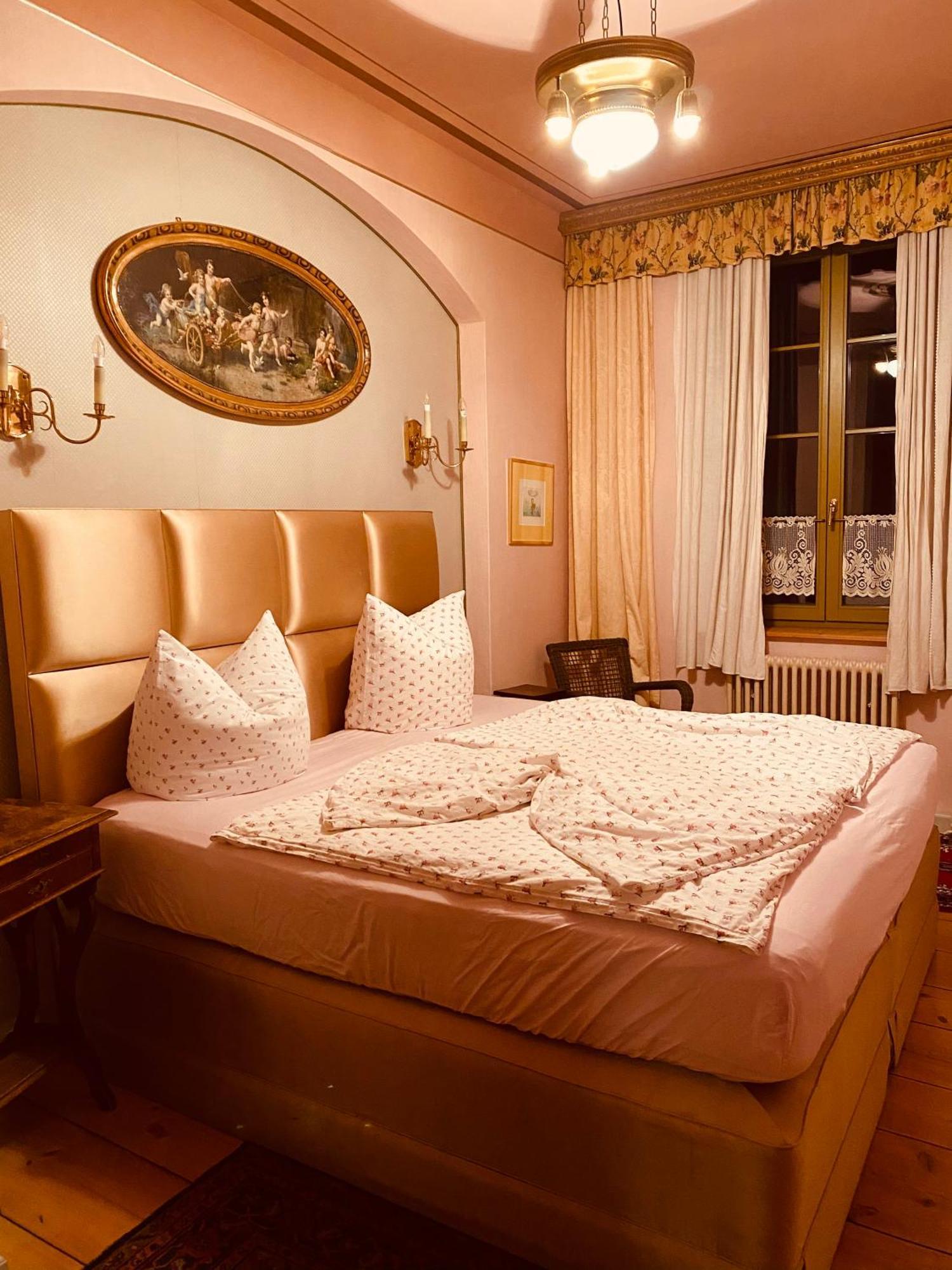 Altes Handelshaus เพลาเอิน ภายนอก รูปภาพ